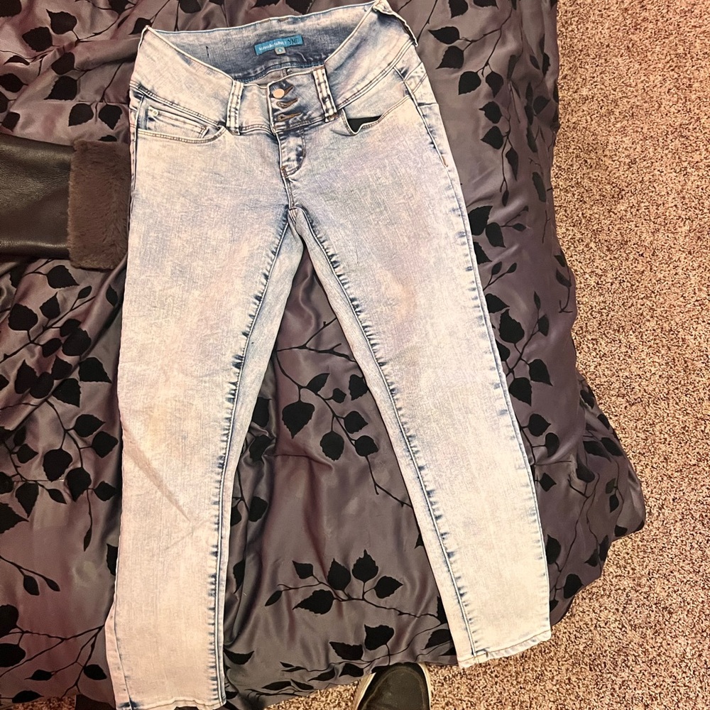 Womens jeans like new